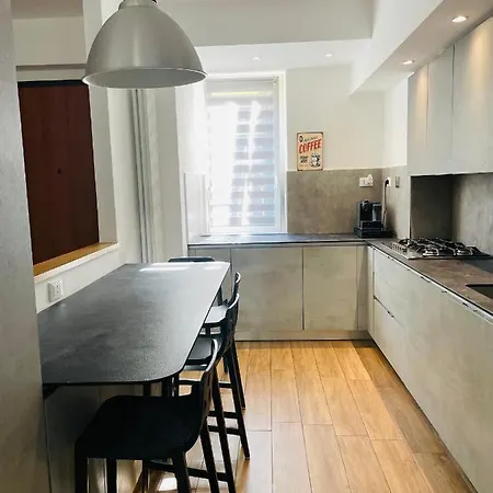 Beds House, Pace E Tranquillità A 5 Min Dal Mare.. Appartement Avegno