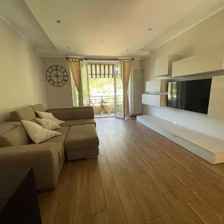 Beds House, Pace E Tranquillita A 5 Min Dal Mare.. Apartman Avegno