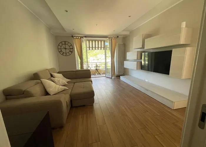 Beds House, Pace E Tranquillita A 5 Min Dal Mare.. Apartman Avegno